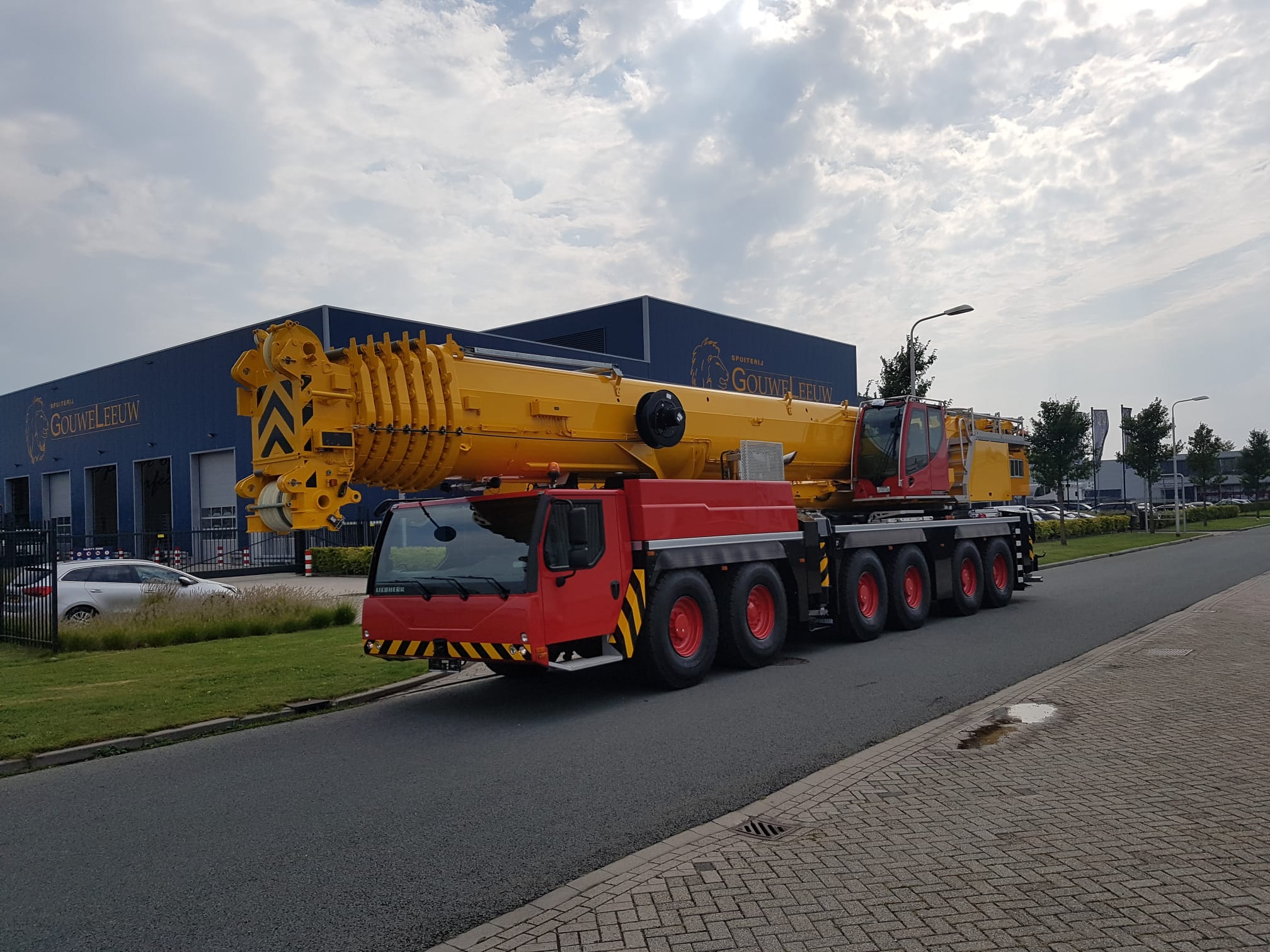 Liebherr LTM 1300